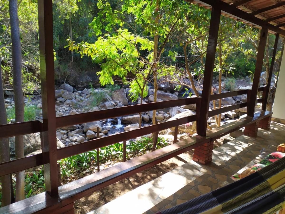 Hospedagens Som Aguas Caparao Velho